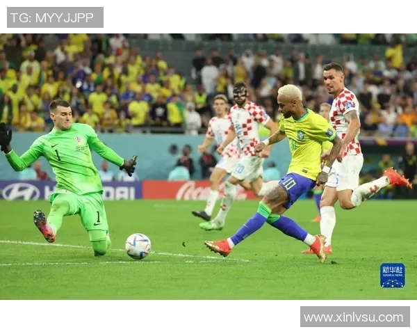 世界杯预选赛巴西安东尼内切射门得分